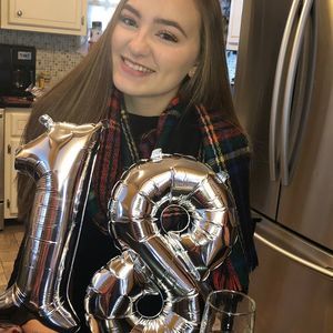 Meet your Posher, Melissa